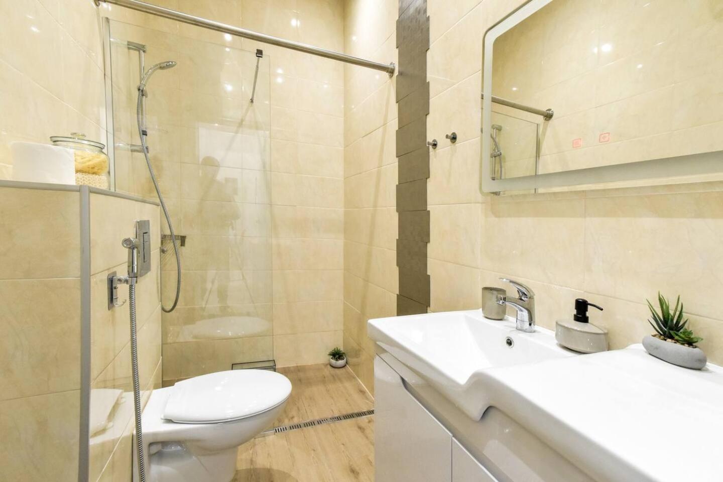 Duplex Condo Prime Location 2Bth 2 Studios Sofia Ngoại thất bức ảnh