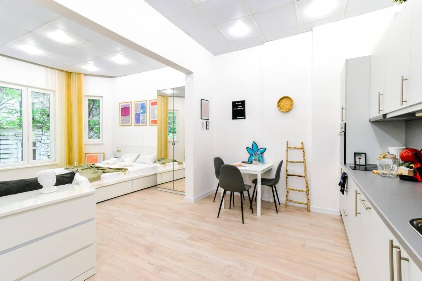 Duplex Condo Prime Location 2Bth 2 Studios Sofia Ngoại thất bức ảnh